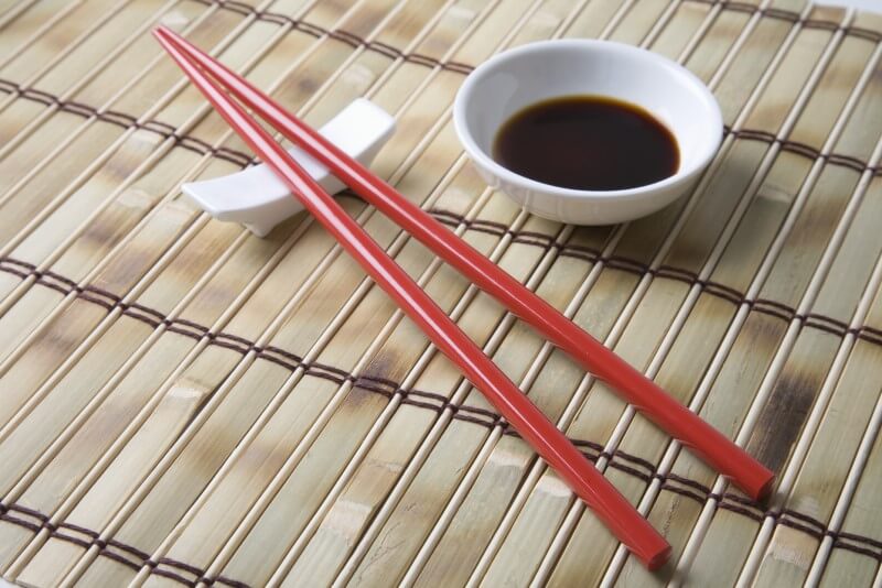 Japan table manners eating dining customs etiquette