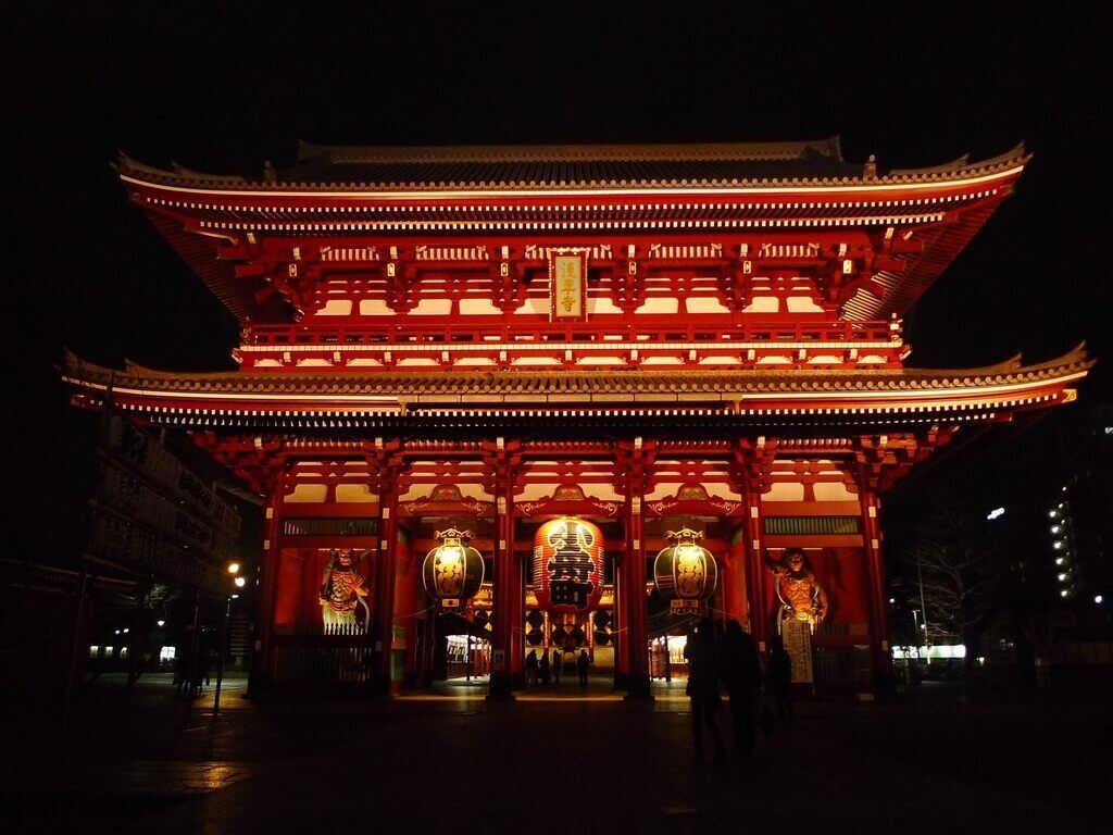 Senso-Ji at night in tokyo