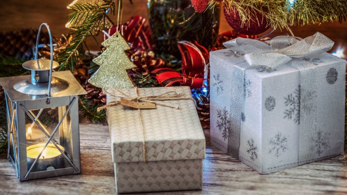 Japanese Christmas presents wrapping decor gifts holiday