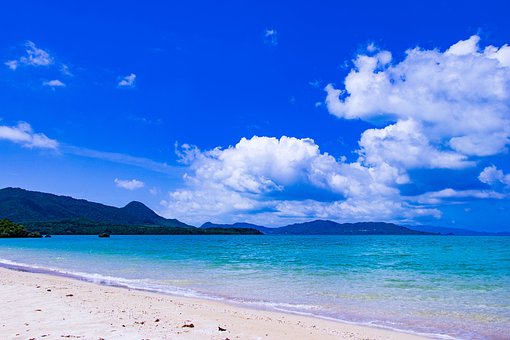 Beach is one of the favorable destination for tourist in national holidays in Japan
