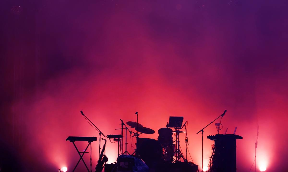 J-rock concert empty stage with red lights